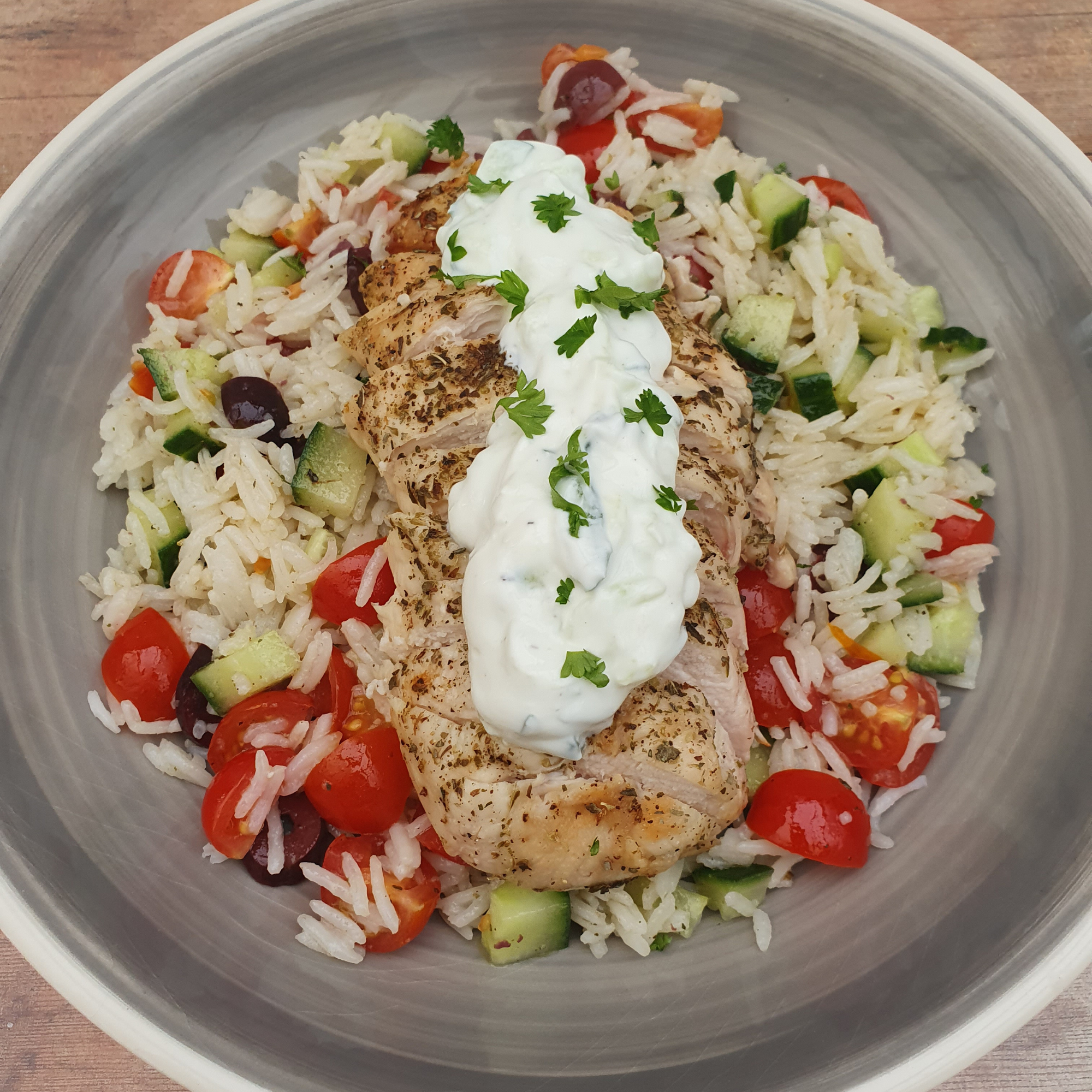 LOW FODMAP greek style rice bowl with chicken
